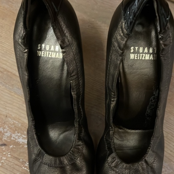 Stuart Weitzman Leather Pumps Cap Toe Metallic Bronze Scrunchy Patent Spain 7 - Picture 9 of 10